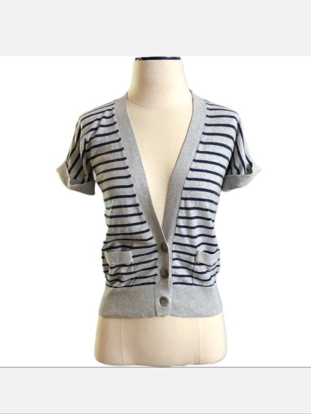 AMERICAN EAGLE Striped Short Sleeve Cardigan Size Medium EUC!